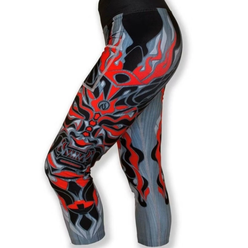 NWT: InkNBurn Graphic Leggings